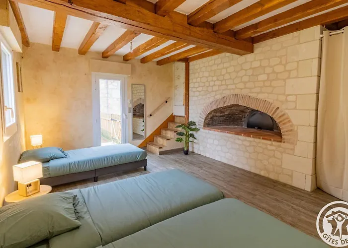 Sejourner Au Coeur De La Nature Entre Tours Et Angers - Fr-1-622-101 *